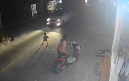 Tài xế hú hồn hú vía vì chút bất cẩn khi bà chở cháu