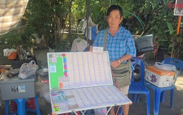 Giữ lại vé số ế, người phụ nữ nghèo ẵm luôn 6 giải thưởng
