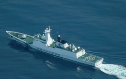 Trung Quốc xịt vòi rồng tàu Philippines gần bãi cạn Scarborough