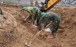 Quy tập 2 hài cốt liệt sĩ tại ngôi trường duy nhất còn sót lại sau 81 ngày đêm Thành cổ Quảng Trị