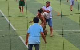 Cười sảng với trận bóng siêu vụng về của các ông chú