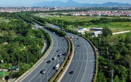 Cục trưởng Cảnh sát giao thông: 'Sẽ nghiên cứu để cao tốc có làn vượt riêng'