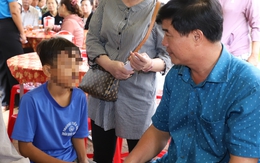 'Không hối hận vì đã cứu bạn': Niềm tin vào tính thiện giữa đau thương