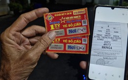 Liên tiếp trúng giải đặc biệt 1 tỉ đồng vé số cào biết kết quả ngay