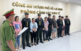 Công an TP.HCM bắt tạm giam 5 người nhập lậu hàng hóa từ Trung Quốc