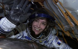 Nữ phi hành gia Pháp Claudie Haigneré: Nữ giới cần được soi vào những tấm gương quả cảm