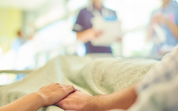 Vì sao ngày càng nhiều người trẻ mắc ung thư?