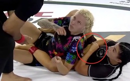 Nữ võ sĩ Brazil tự làm mình gãy tay trên sàn đấu