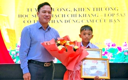 Sở Giáo dục và Đào tạo Đắk Lắk tuyên dương học sinh dũng cảm cứu bạn trong đêm thảm án