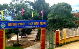 Hai anh em ruột mới 5 tuổi và 8 tuổi chết thương tâm do cổng trường sập đè