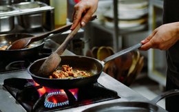 5 loại thực phẩm tuyệt đối không nên nấu ngay sau khi lấy từ tủ đông