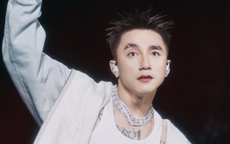 Sơn Tùng M-TP phủ nhận quảng cáo web cá độ, khán giả nói băng rôn treo đầy sao không biết