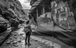 Sự thật về bức bích họa của người cổ đại ở công viên Mỹ