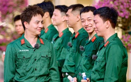 Sao nhập ngũ ngập tràn tiếng cười Duy Khánh, Chi Pu rất 'máu, chiến'