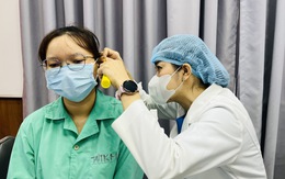 Nguy cơ thủng màng nhĩ ở trẻ từ những thói quen tưởng vô hại