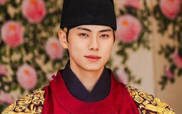 Lee Chae Min gây sốt nhờ Ngự trù của bạo chúa, nhận liền về tay 30 kịch bản mới