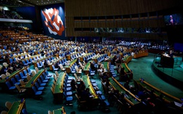 Thủ tướng Israel sắp phát biểu, đại diện hàng chục quốc gia đứng dậy bỏ ra ngoài