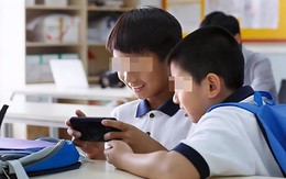 Đa số bạn đọc TTO ủng hộ cấm học sinh dùng điện thoại trong trường, kể cả giờ ra chơi