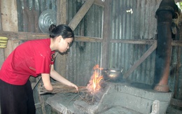 Chỉ có 1 cánh tay, Hồng Thương là học sinh giỏi tỉnh, đậu Đại học Sư phạm TP.HCM 28,78 điểm