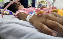 Phó hiệu trưởng không cho đưa học sinh bị ngộ độc đi bệnh viện?