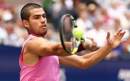 Alcaraz lập thành tích đáng nể khi tiến vào bán kết US Open 2025