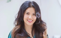 Ngọc Trinh 'Mùi ngò gai' trong mắt đồng nghiệp: Người chị luôn tươi cười và hết mình với nghề