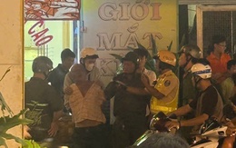 Khởi tố người say xỉn, 'quậy' tổ đo nồng độ cồn của cảnh sát giao thông An Sương