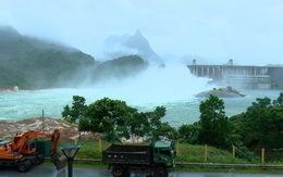 Thủy điện Trung Quốc, Việt Nam xả lũ, nước lũ nhiều sông dự báo lên mức 'cực kỳ nguy hiểm'