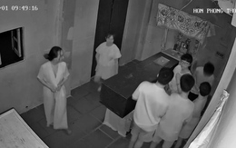 Nhóm thanh niên hú hồn khi trải nghiệm cảm giác vào nhà ma