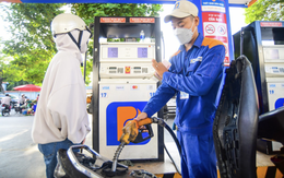 Giá xăng dầu đồng loạt tăng, RON95 cán mốc 20.439 đồng/lít