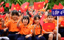 TP.HCM không nhận hoa chúc mừng lễ khai giảng: Tiết kiệm hay gây thiệt hại cho nông dân?