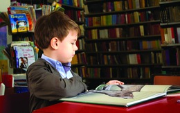 Tiền không làm học sinh giỏi lên