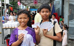 Lễ khai giảng buổi tối của lớp học đặc biệt