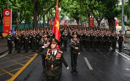 '79 khối diễu binh, diễu hành và khối 80 là khối Nhân dân'