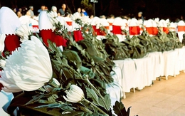 Hàng ghế đầu linh thiêng ở Thành cổ Quảng Trị đêm chiếu phim Mưa đỏ