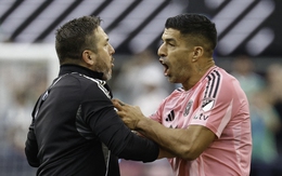 Suarez bị treo giò 6 trận vì tội phun nước bọt vào đối thủ