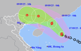 Hôm nay, bão Tapah có thể mạnh thêm hai cấp, lên cấp 10, giật cấp 13
