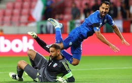 Trọng tài 'cứu' Donnarumma khỏi sai lầm ngớ ngẩn