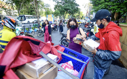 Nhiều shop online 'hái ra tiền' bất chấp thị trường khó khăn