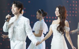 Câu nói của người dân vùng rốn lũ Chào năm mới 2026: Cứ tươi cười cùng nhau mà sống!