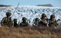 Cựu tướng NATO có nói châu Âu 'sẵn sàng chiến đấu với Mỹ' vì Greenland?