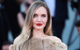 Ai 'bá chủ' được vị thế số 1 thời trang của Angelina Jolie ở Hollywood?