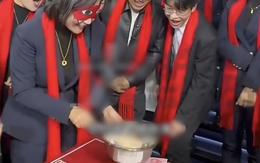 Ông chủ 21 tuổi thưởng Tết: Mỗi nhân viên 1 gam vàng