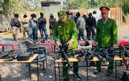 Cảnh sát 113 xử lý 23 thanh niên mang 42 dụng cụ giống súng chơi 'đánh trận giả'