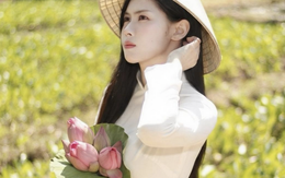 'Voi chiến' về nước, hot girl Thái quay sang cổ vũ U23 Việt Nam