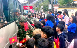 Chiến dịch Quang Trung: Quân dân bịn rịn chia tay