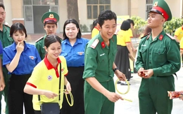 Rộn ràng Xuân chiến sĩ