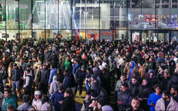 Hàng trăm người bị lừa đến xem pháo hoa giao thừa 'ma' ở Anh