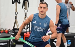 Leandro Trossard xứng danh ‘quái vật thể hình’ của Arsenal