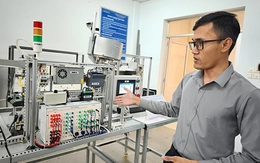 Giảng viên làm 'nhà máy thuốc' mini, sinh viên vào xưởng học như đi làm